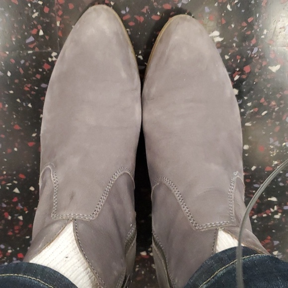 Western style zip-up Frye ankle boot - Picture 12 of 13